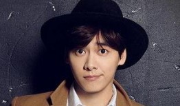 李易峰细节爆料视频,揭秘明星幕后生活点滴