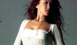 李玟娱乐圈爆料事件是真的吗,真相揭秘还是无端猜测？